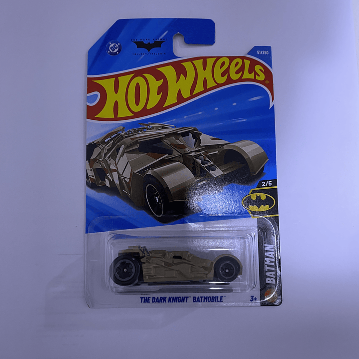 Hot Wheels - The Dark Knight Batmobile - Batman 2/5 1