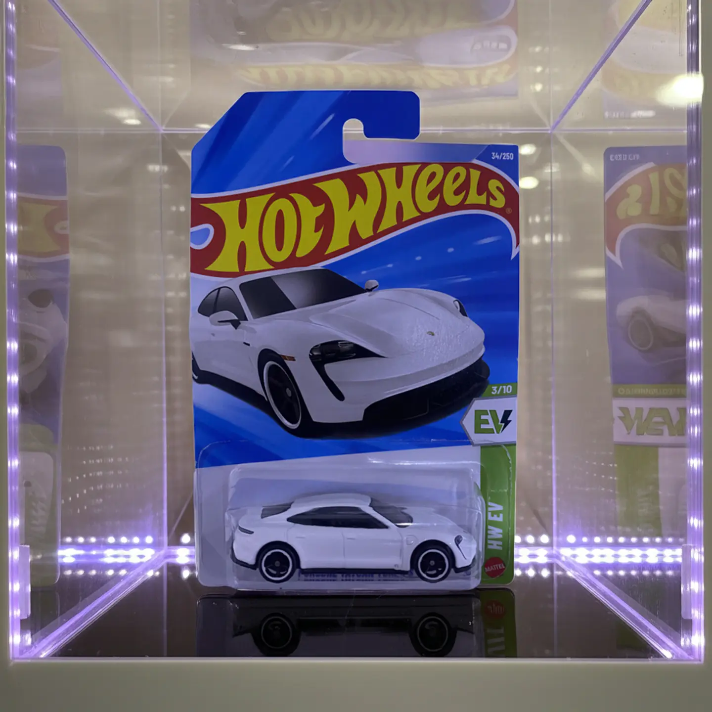 Hot Wheels - Porsche Taycan Turbo S - HW EV 3/10 6