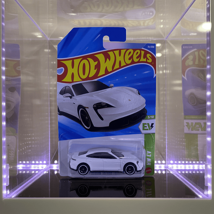 Hot Wheels - Porsche Taycan Turbo S - HW EV 3/10 5