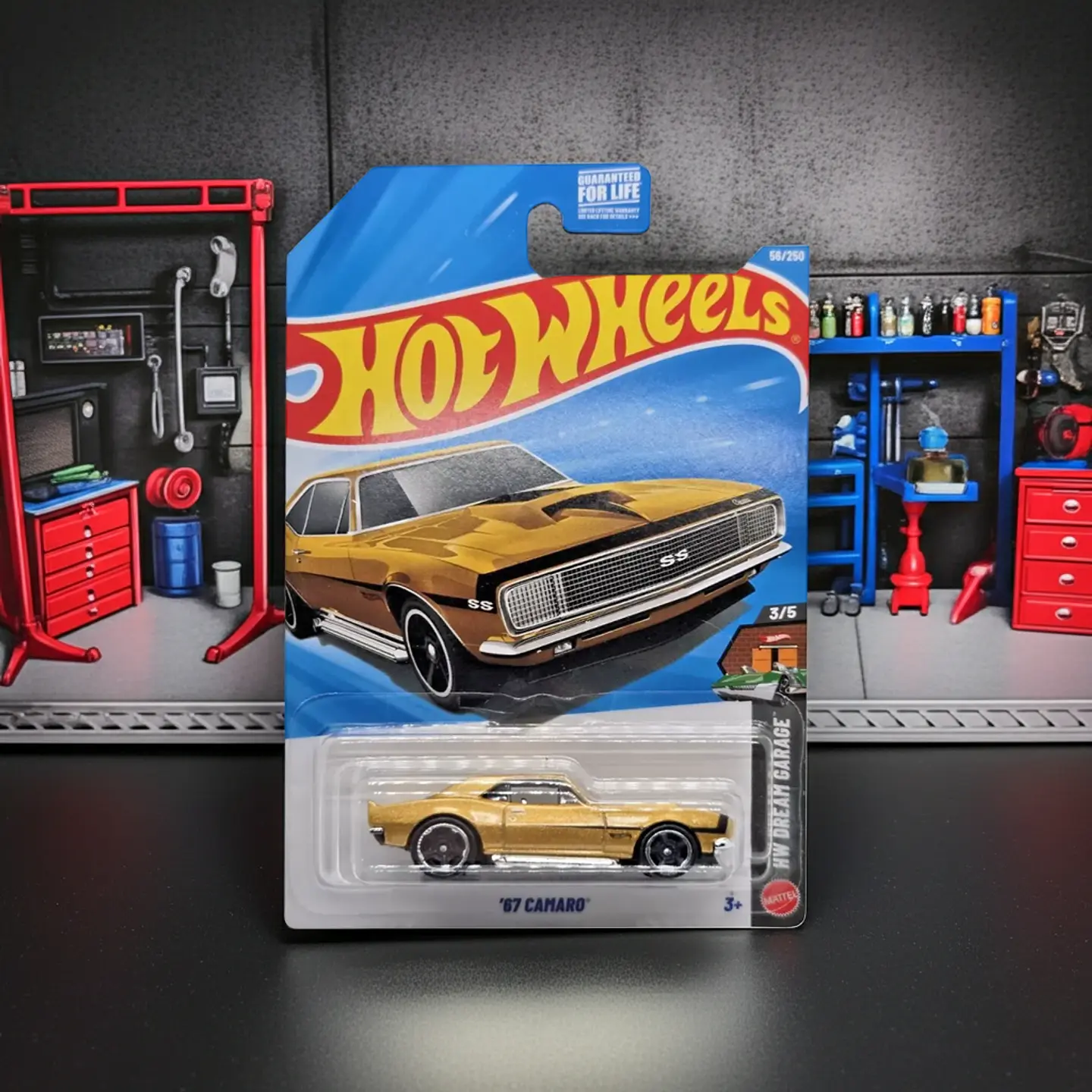 Hot Wheels - 67 Camaro - HW Dream Garage 3/5. Auto de Juguete Escala 1:64 Amarillo/Dorado 5