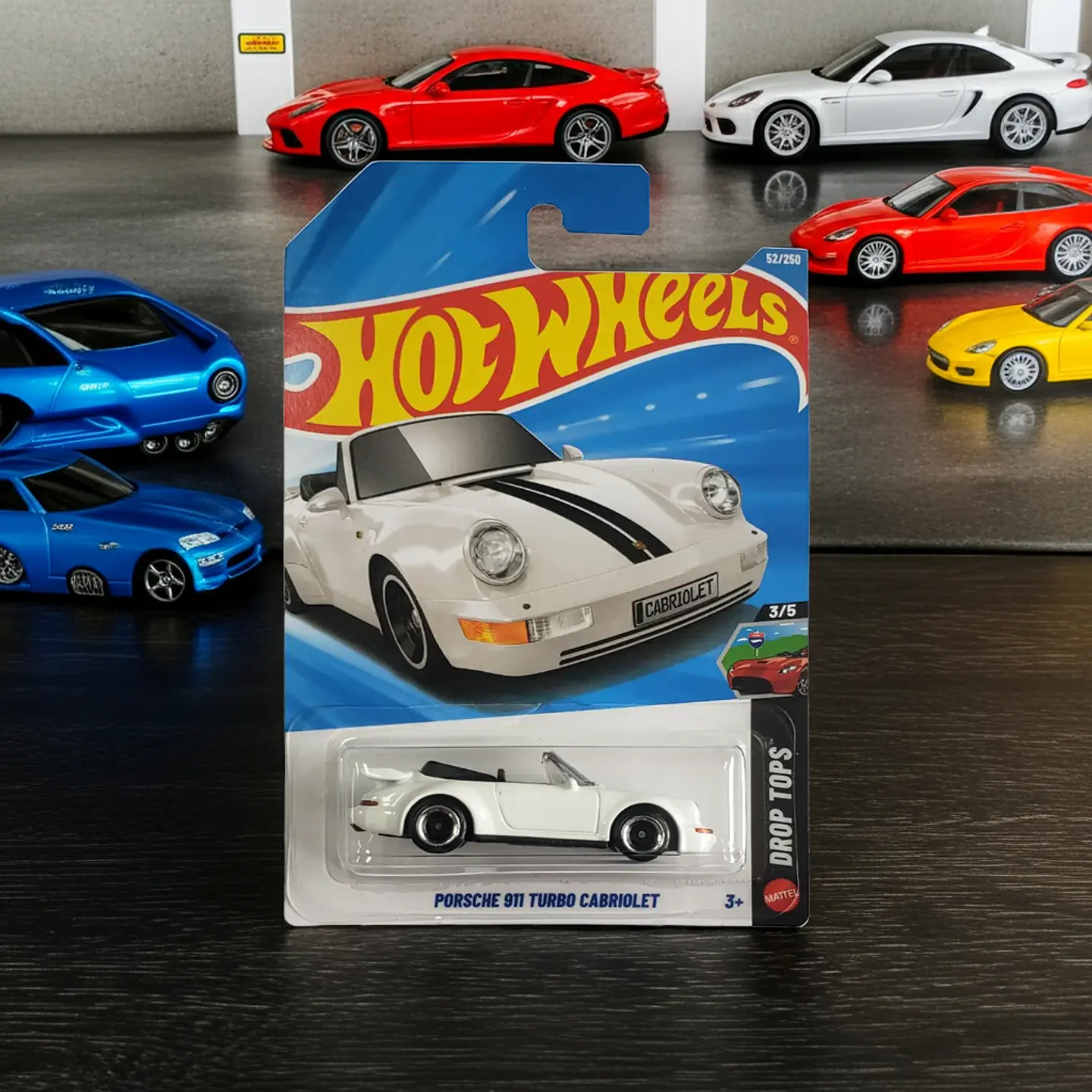 Hot Wheels - Porsche 911 Turbo Cabriolet - Drop Tops 3/5 - Blanco Escala 1:64 Coleccionable 5