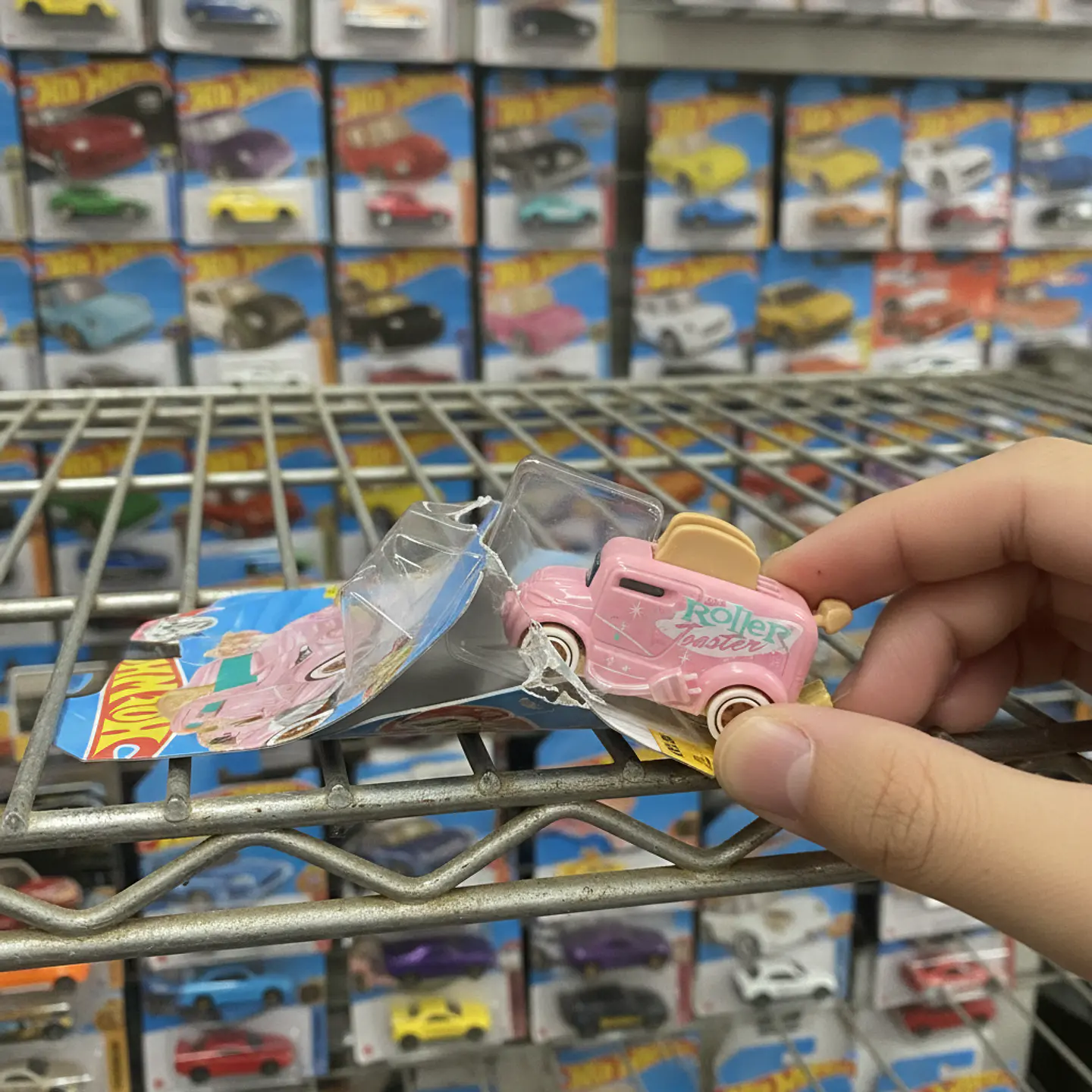 Hot Wheels - Roller Toaster - Experimotors 3/5 - Escala 1:64 Coleccionable 3