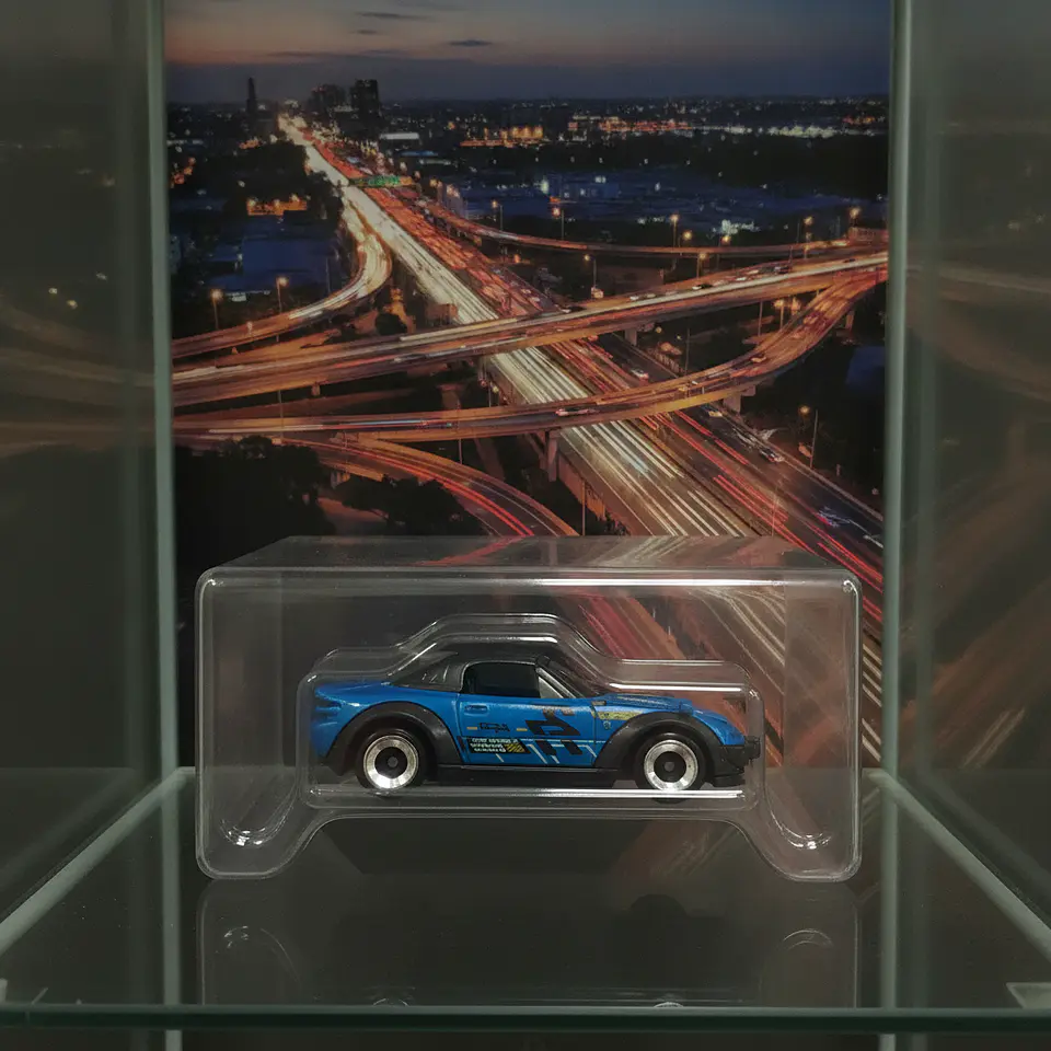 Hot Wheels - Mazda MX-5 Miata Azul - HW Dream Garage 1/5 - Escala 1:64 2