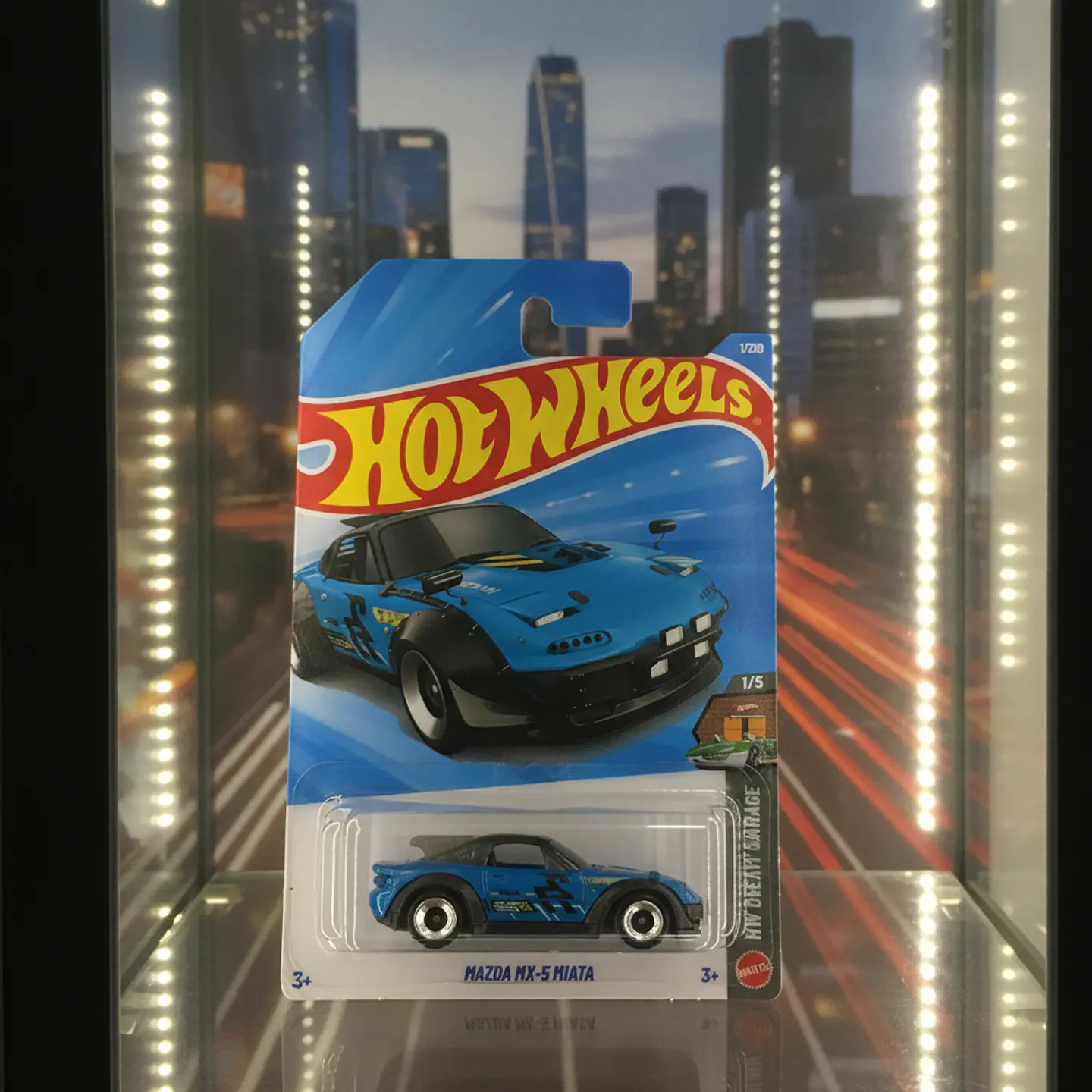 Hot Wheels - Mazda MX-5 Miata Azul - HW Dream Garage 1/5 - Escala 1:64 4
