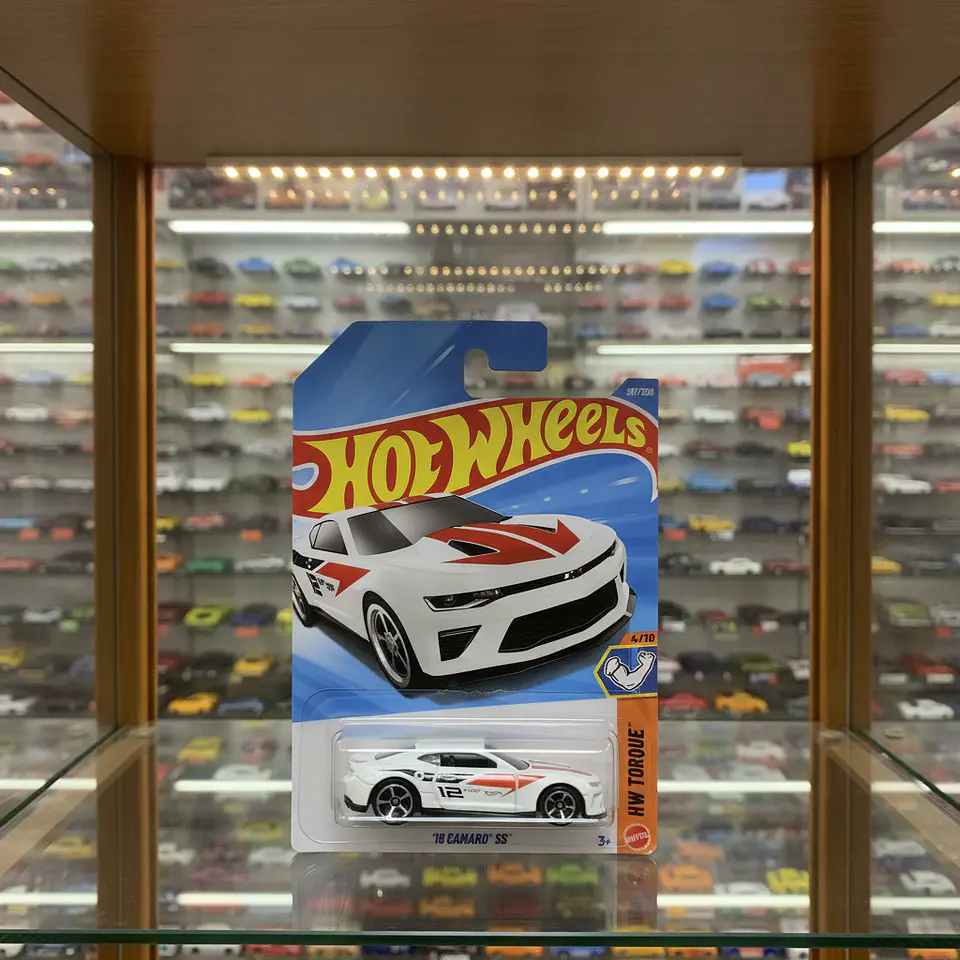 Hot Wheels - 18 Camaro SS - HW Torque 4/10 - Escala 1:64  3
