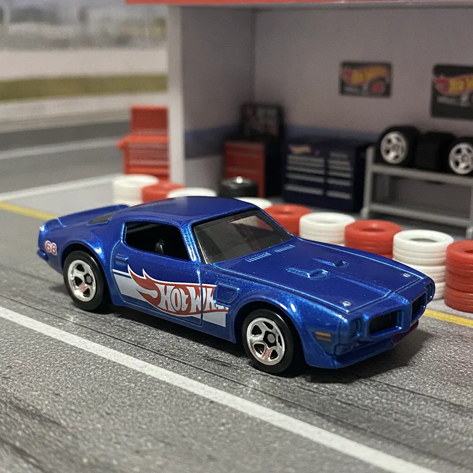 Hot Wheels - 1970 Pontiac Firebird - Team Wheels 3/5 - Escala 1:64 5