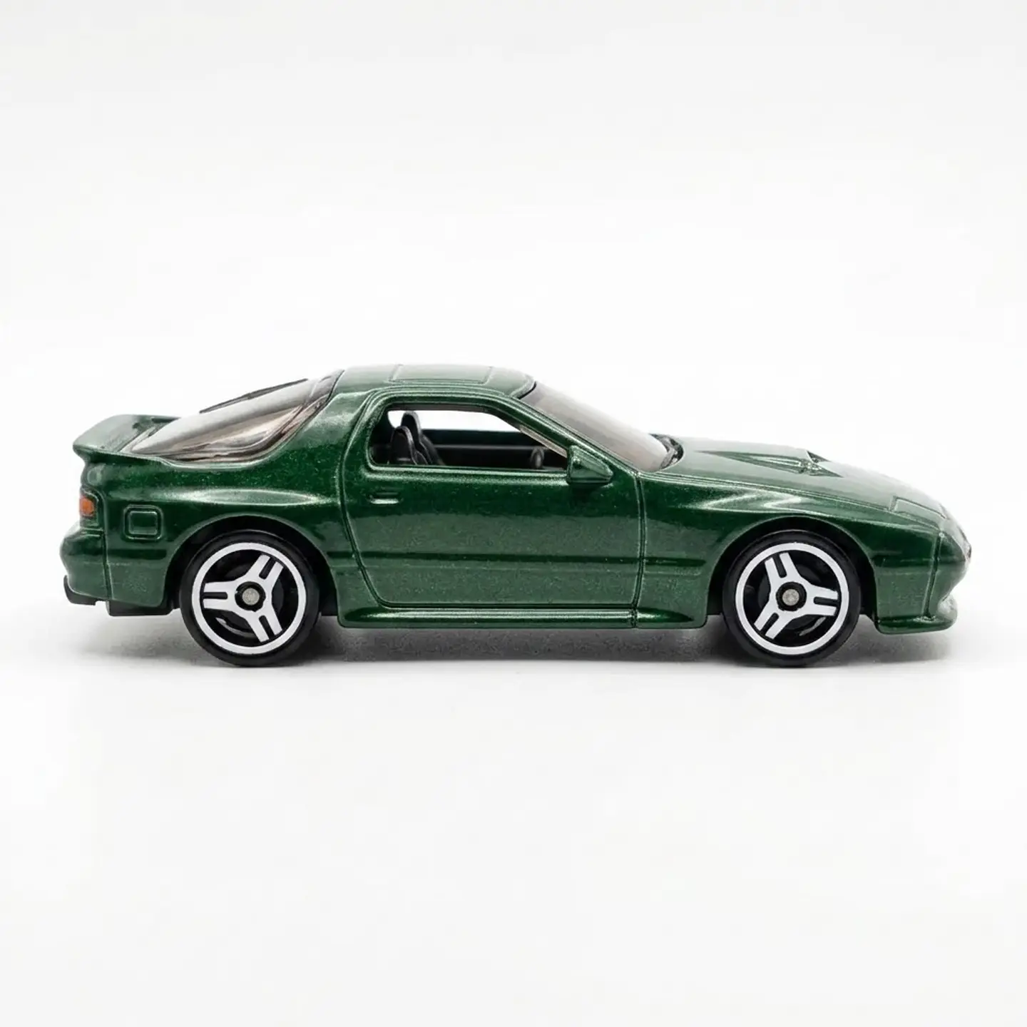 Hot Wheels - 89 Mazda Savanna RX-7 FC3S - HW J-Imports Importations Japonaises 5/10 - Escala 1:64 3
