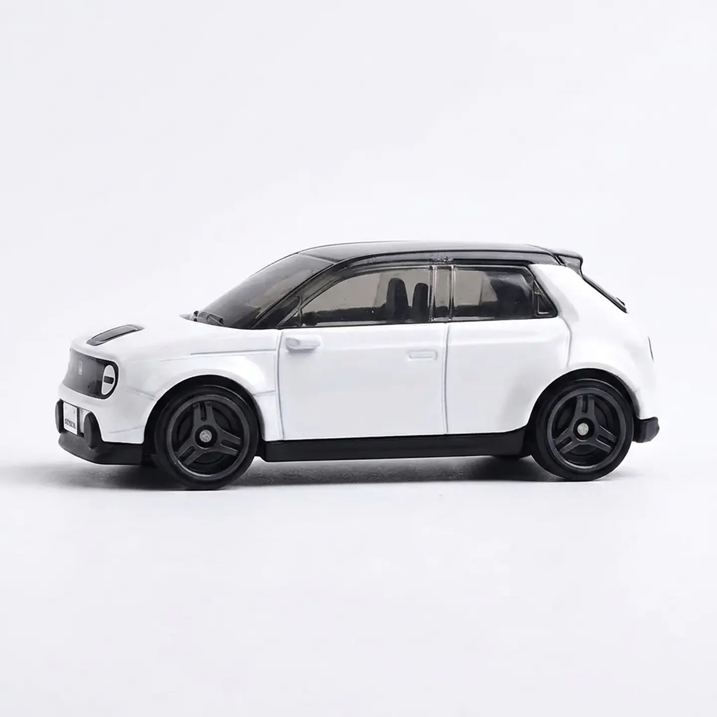 Hot Wheels - Custom / Personnalise 2020 Honda e - HW EV 9/10 - Escala 1:64 2