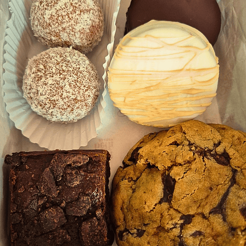 CAJA BOX PARA REGALO DULCES SIN GLUTEN SIN AZÚCAR REFINADA