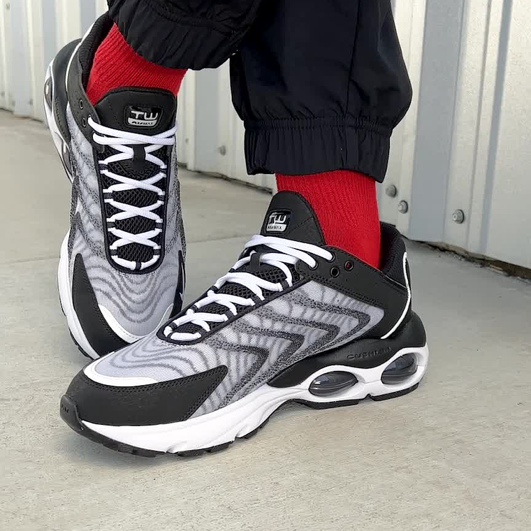 Nike Air Max TW 9