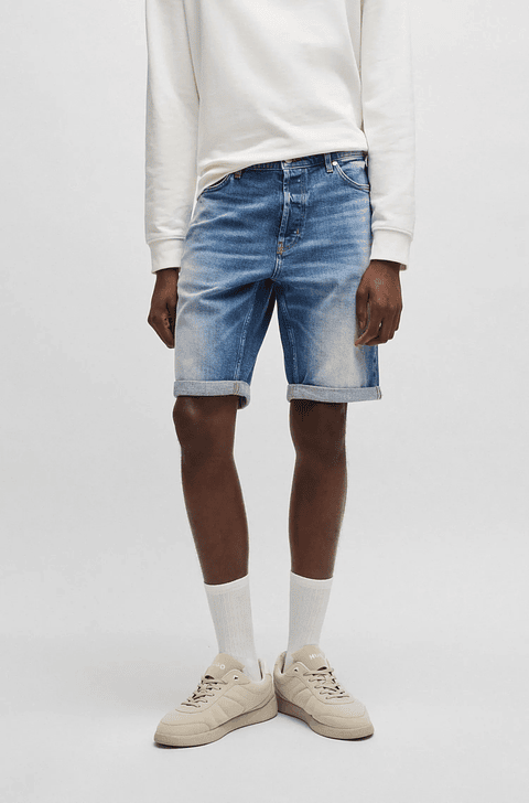 SHORTS TAPERED FIT EN CÓMODO DENIM ELÁSTICO AZUL HOMBRE