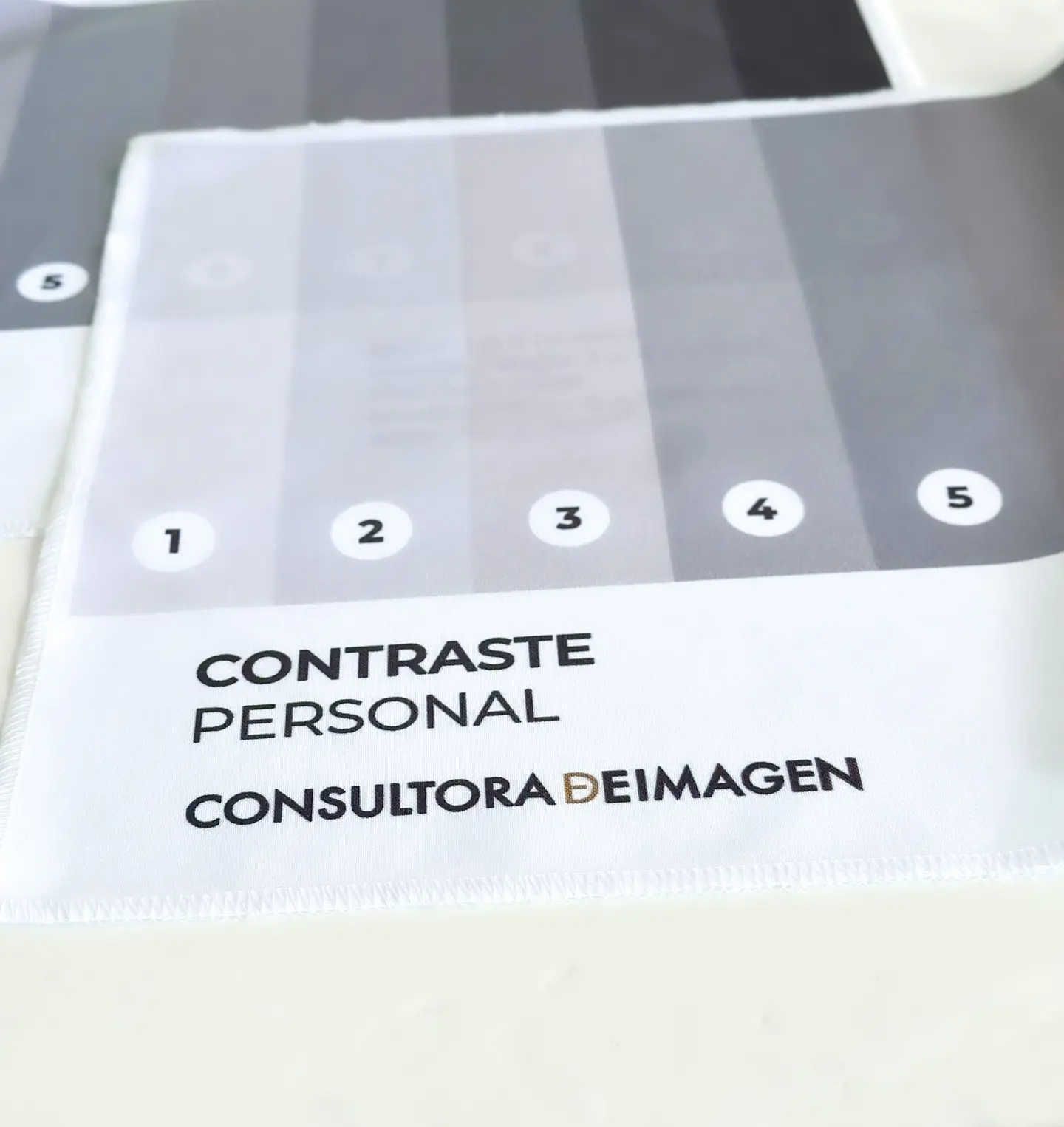 TELA DE CONTRASTES 4