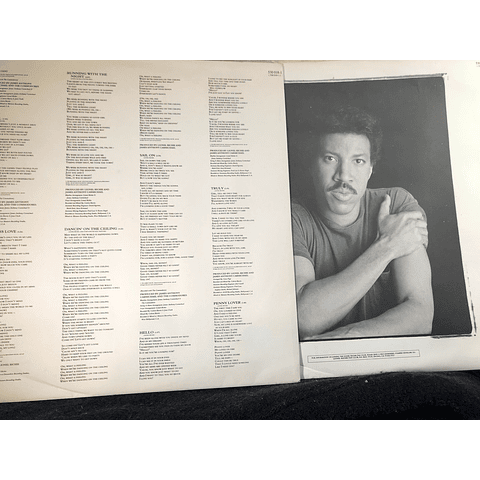 Lionel Richie – Back To Front