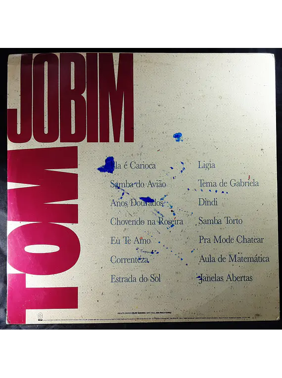 Chovendo Na Roseira – Interpreta Tom Jobim