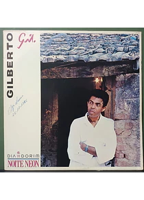 Gilberto Gil – Dia Dorim Noite Neon
