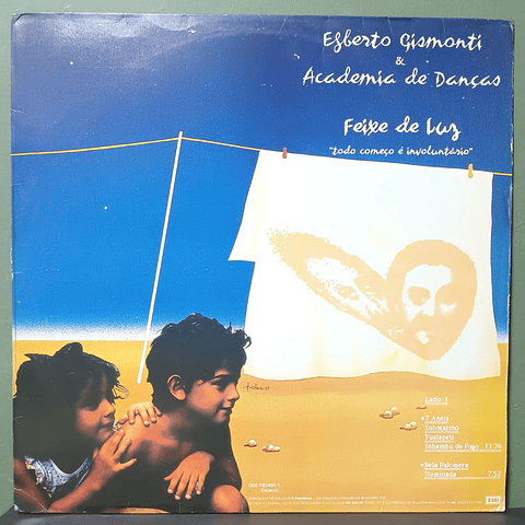 Egberto Gismonti & Academia De Danças – Feixe De Luz "Todo Começo É Involuntário"