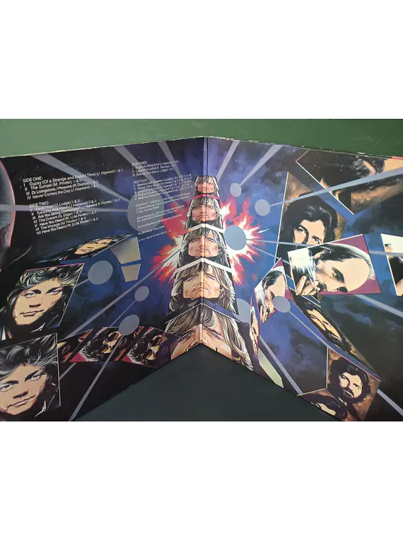 Moody Blues, The – Caught Live +5