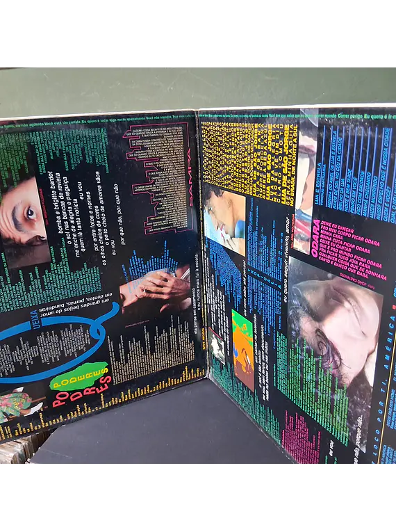 Caetano Veloso – Sem Lenço, Sem Documento (O Melhor De Caetano Veloso)