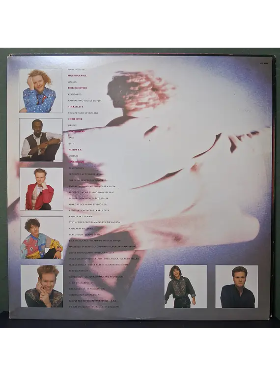 Simply Red – A New Flame