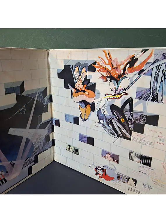 Pink Floyd – The Wall