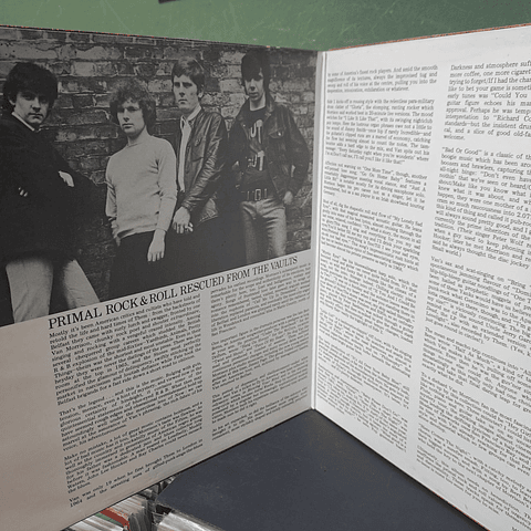 Them  – Them Featuring Van Morrison Lead Singer