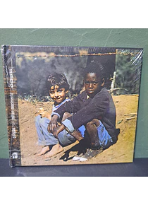 Milton Nascimento, Lo Borges – Clube Da Esquina (C.D.)
