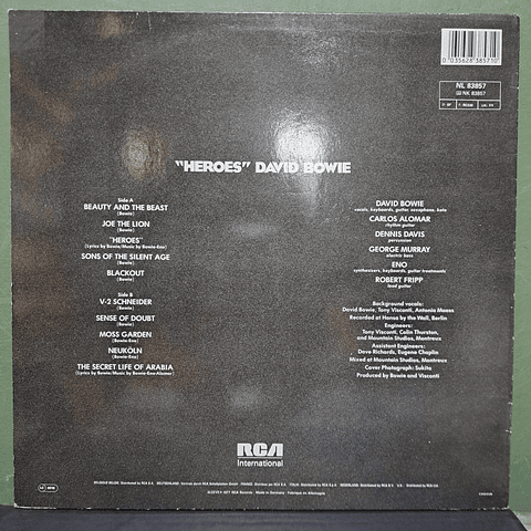 David Bowie – "Heroes"