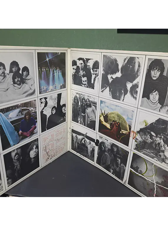 Pink Floyd – A Nice Pair