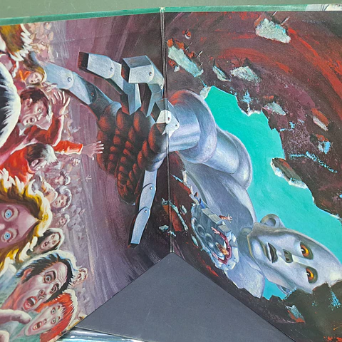 Queen – News Of The World (Japón)