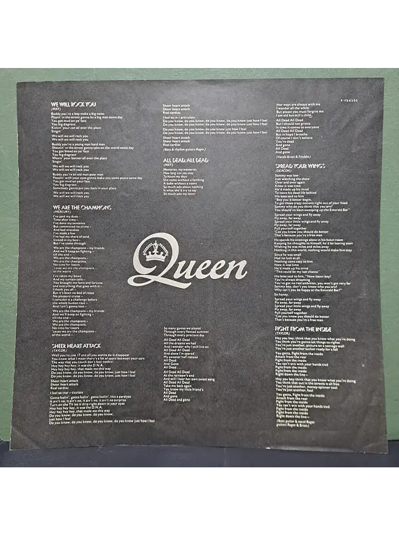 Queen – News Of The World (Japón)