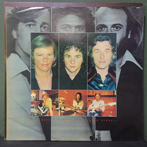 Bee Gees – Spirits Having Flown