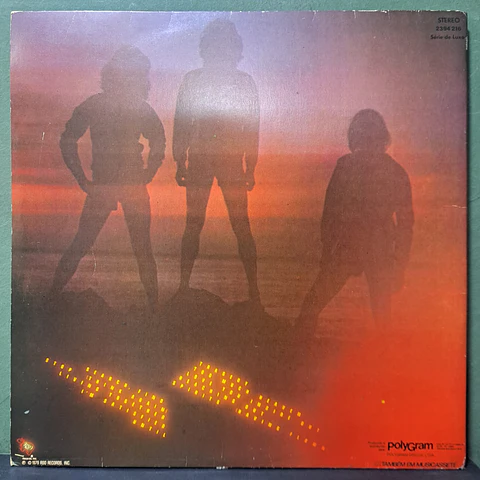 Bee Gees – Spirits Having Flown