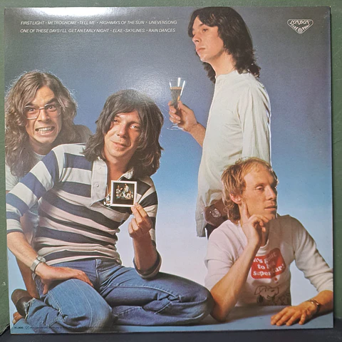 Camel – Rain Dances (Ed. Japón)