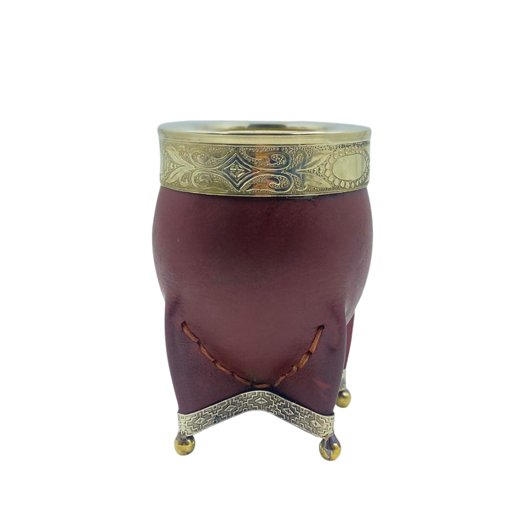 Calabaza imperial cuero  liso café c/ aplicaciones de alpaca y virola abstracta 1