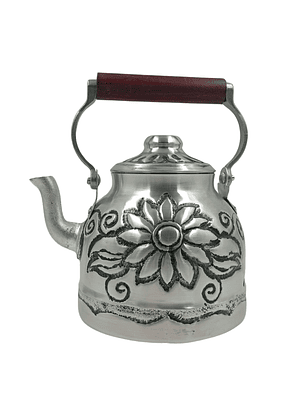 Tetera Cincelada diseño Flor 750 CC