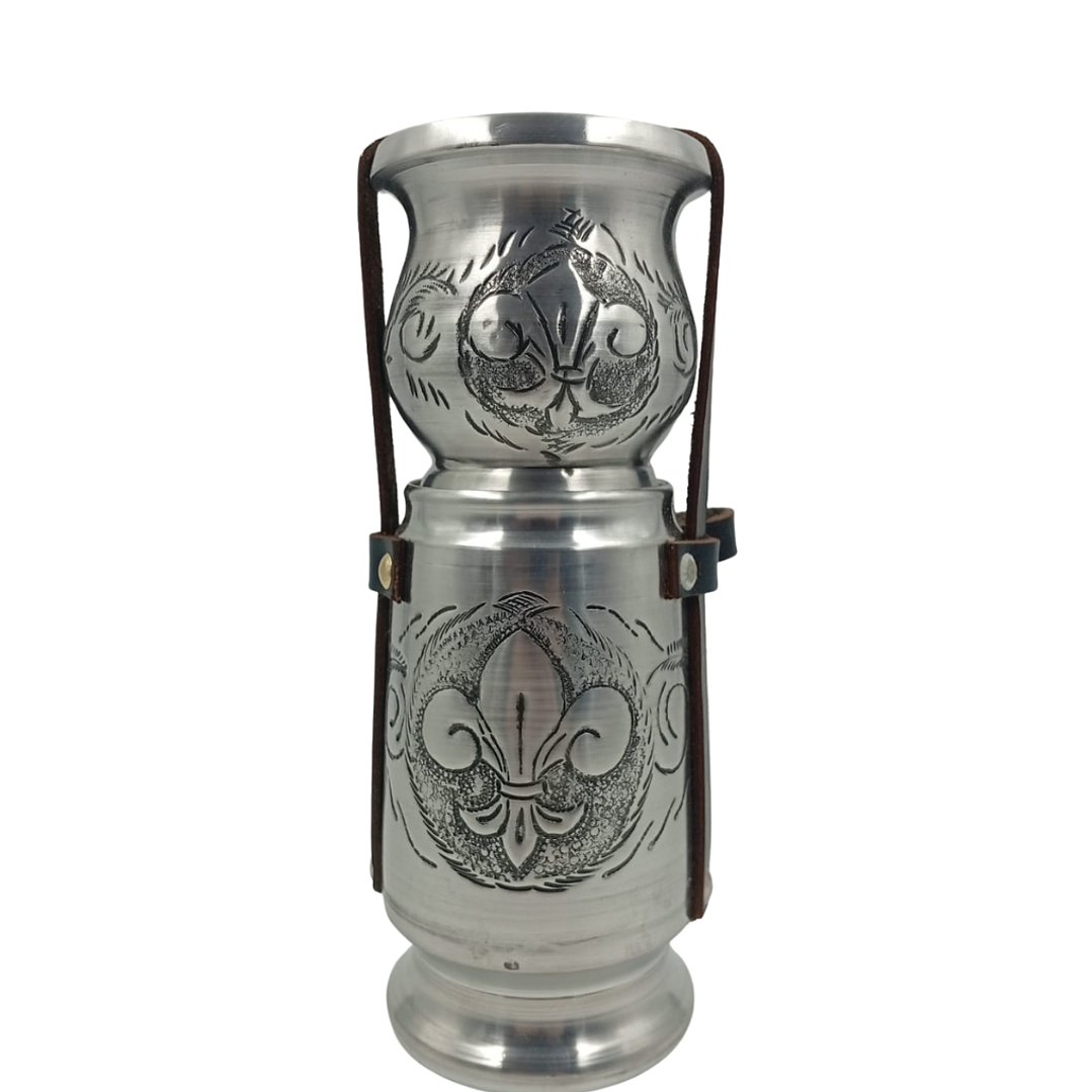 Set Cincelado y madera con yerbero y mate Flor de Lis No 1