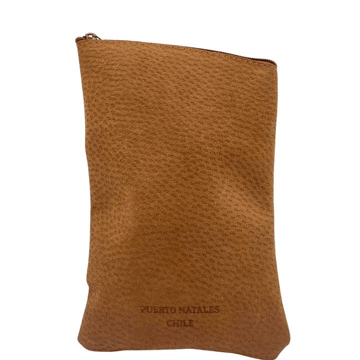 Yerbero Cuero Café con Grabado de Puerto Natales 1