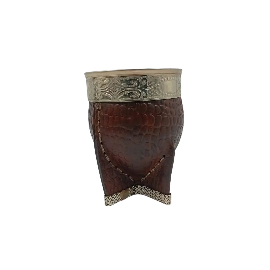 Mate Imperial con virola y base cincelada de alpaca 1