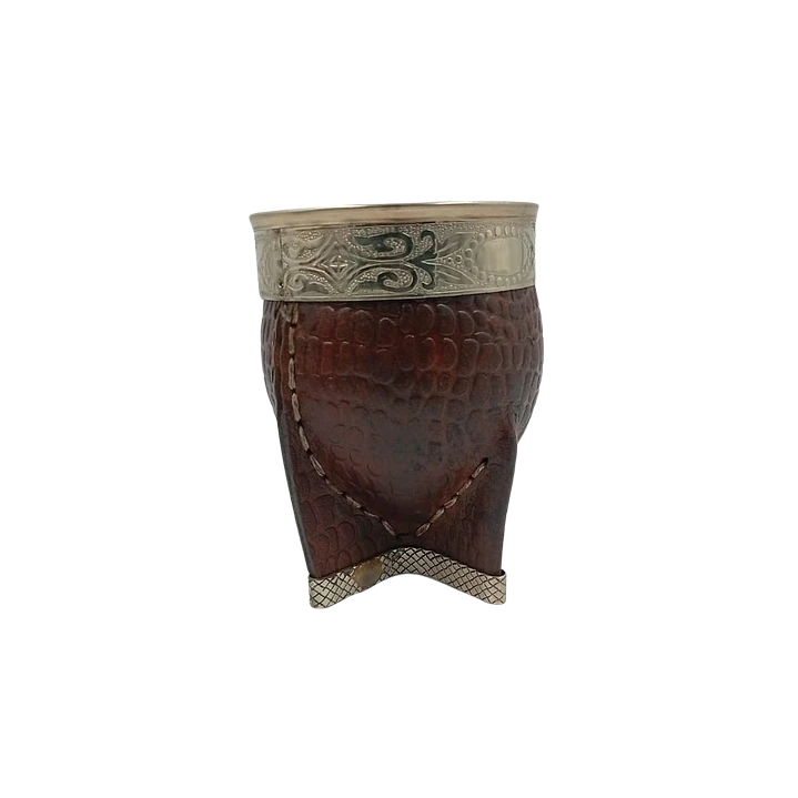 Mate Imperial con virola y base cincelada de alpaca 1