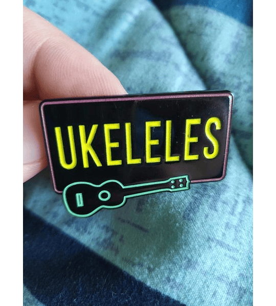 Pins UKELELES (brillan en la oscuridad)