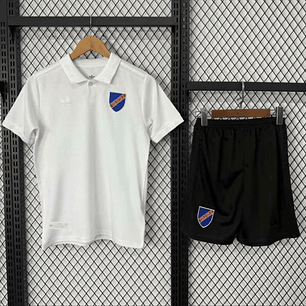 Conjunto infantil centenario blanco 2025