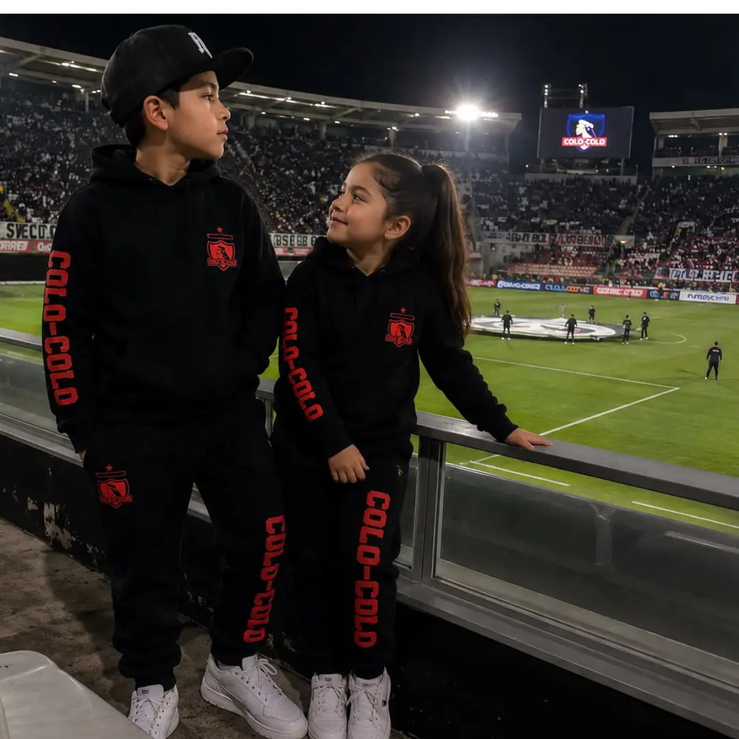Buzo detalles rojos infantil 1