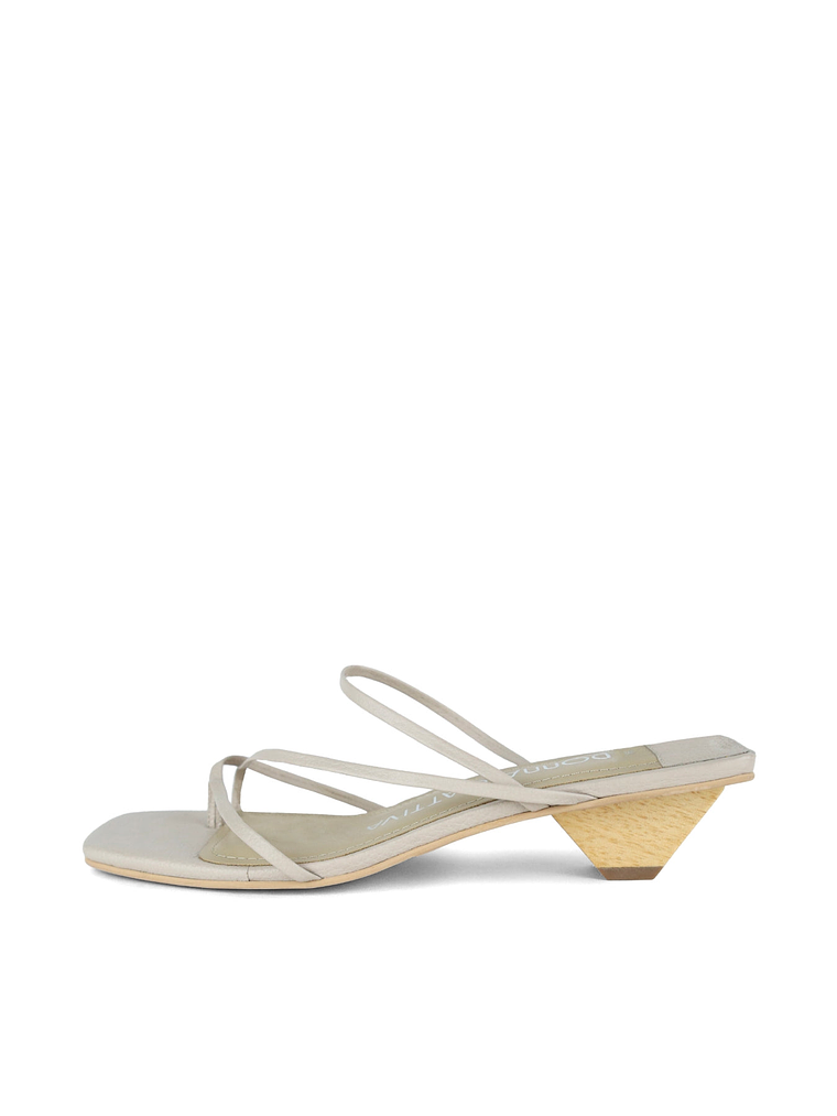 SANDALIA LUA - HUESO 1