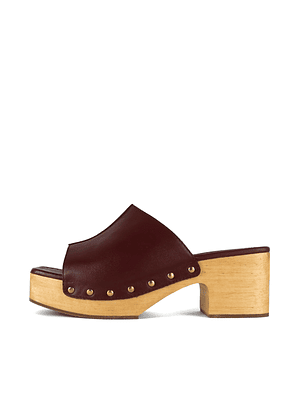 SANDALIA MARE - GUINDA