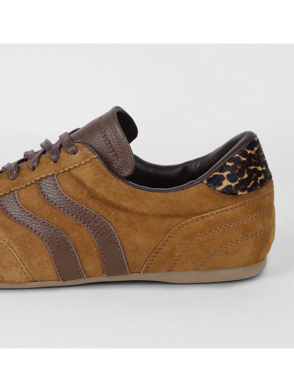 ZAPATILLA LEONA - CAMEL 3