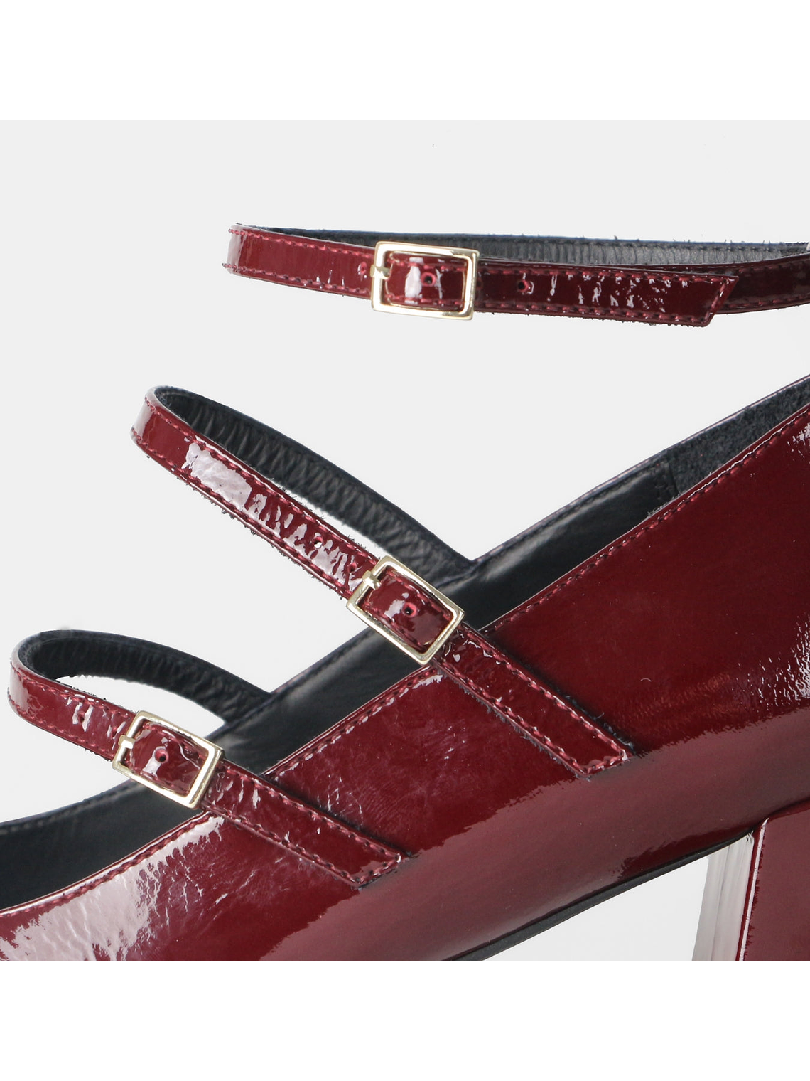 ZAPATO AMALIA - GUINDA 3