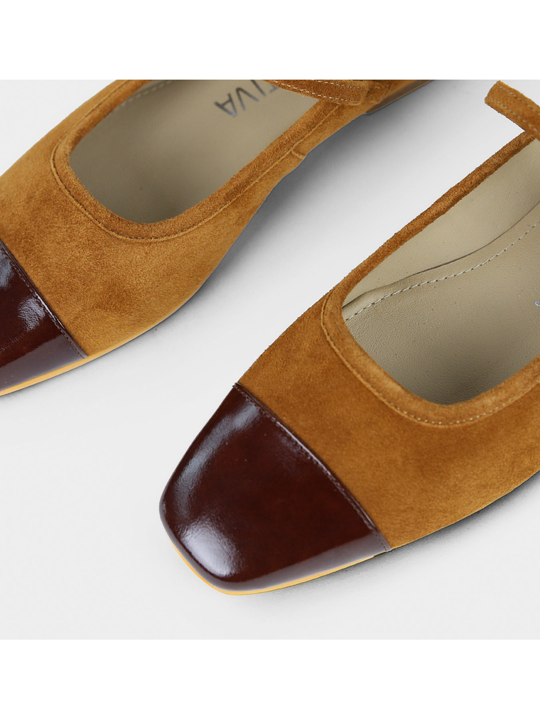 BALERINA CHANA - CAMEL 3