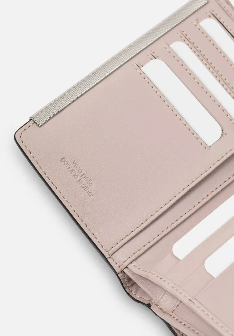 BILLETERA ATEMPORAL CHIC 2