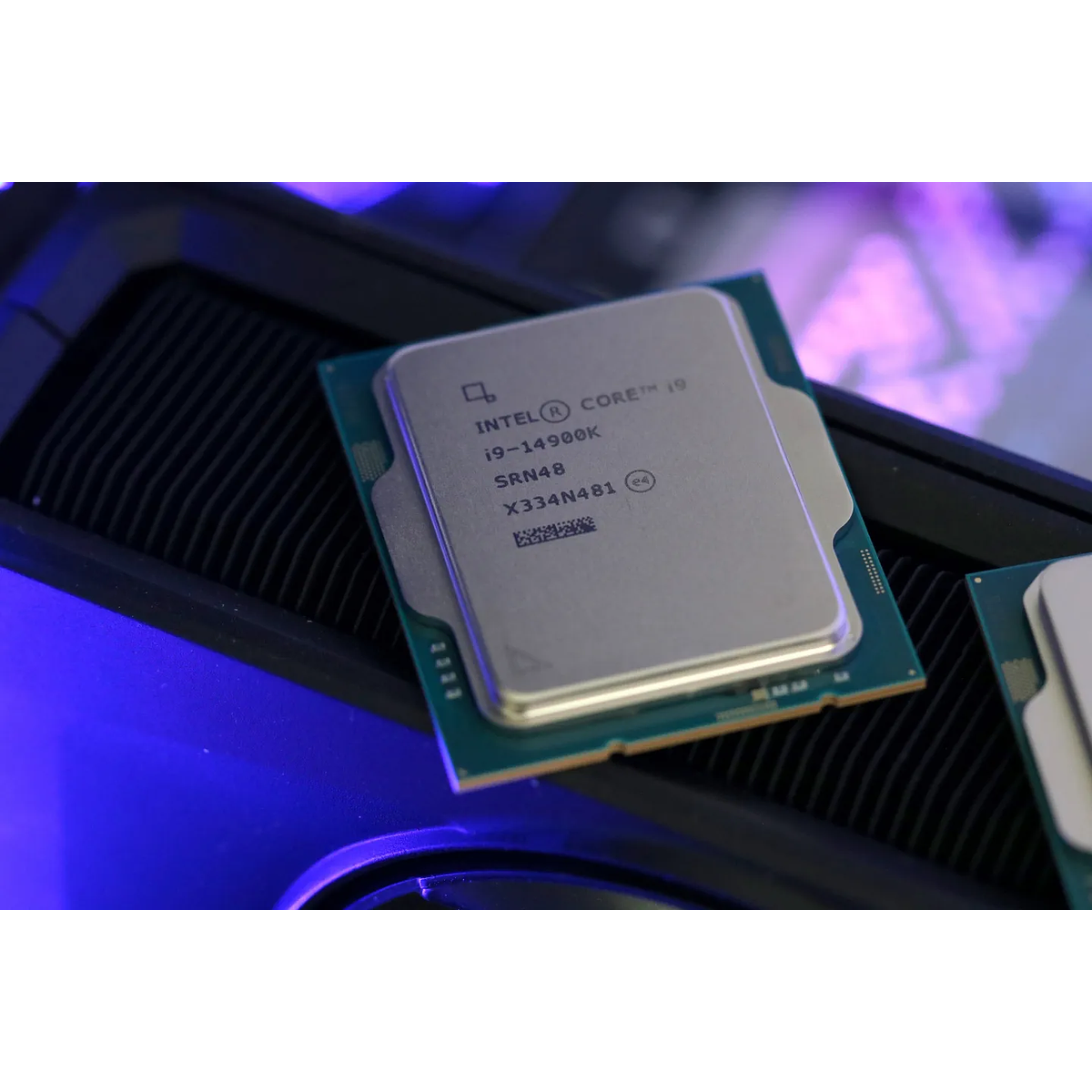 TOPC MoDT Core i9-13980HX MicroATX 24コア 第13世代Core最上位“Core i9-13900K”を早速ブン回し!! MSI「MPG Z790