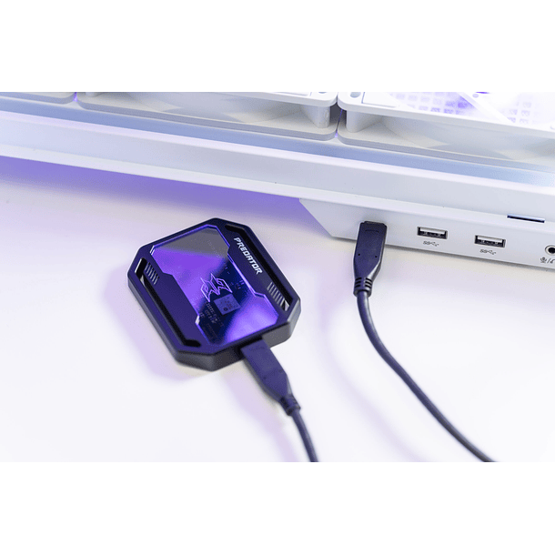 SOLIDO EXTERNO 1TB PREDATOR RGB ( 2000 X 2000 ) - ACER 3